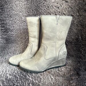 UGG Joely Wedge waterproof Boot 6.5